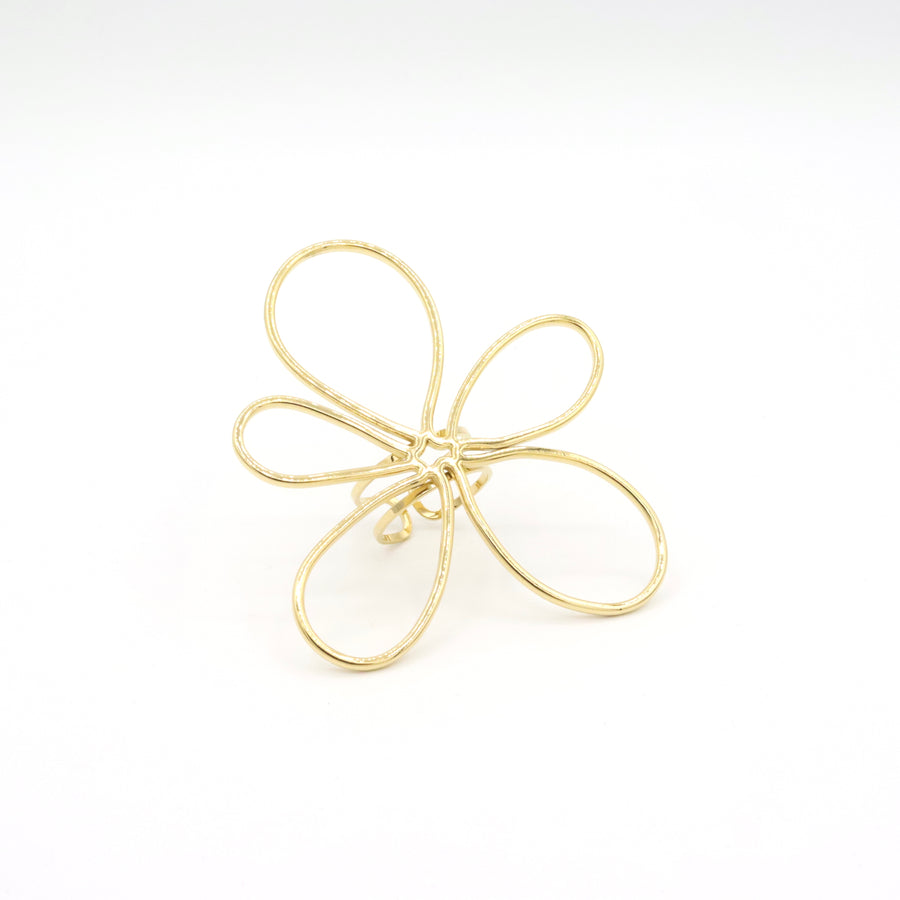 Statement flower ring gold